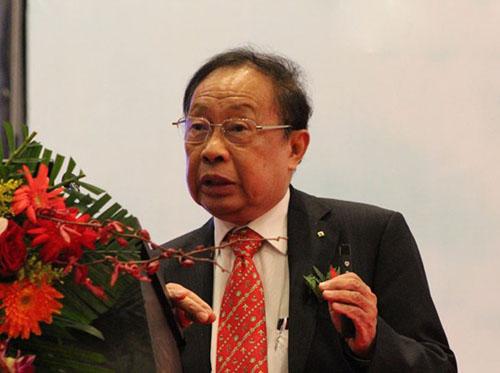 陈清泉：电动汽车产业化的曙光来临