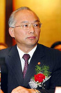 两会声音：汽车人热议产业调整振兴
