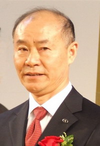 两会声音：汽车人热议产业调整振兴
