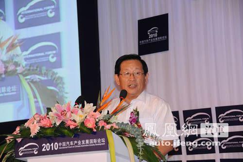 万钢：混合动力汽车将成为传统汽车升级主要方向