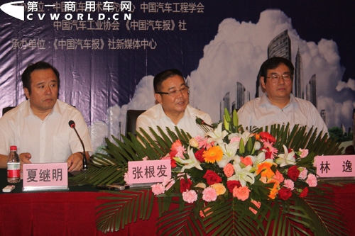 剑走偏锋 龙华太阳能电动客车前景广阔